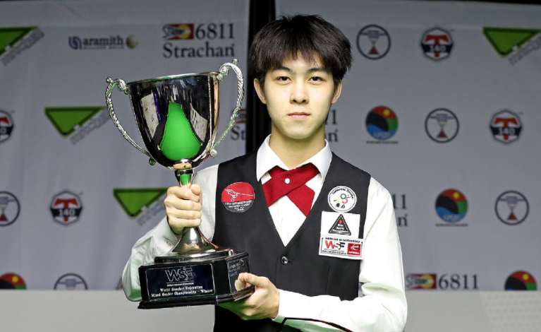 刻意坐在车 刻意坐在车