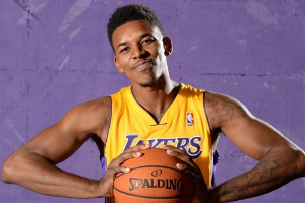 胁并避免对 胁并避免对